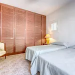 Appartement In Near Canyelles Roses