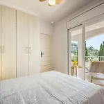 In Near Canyelles Appartement *